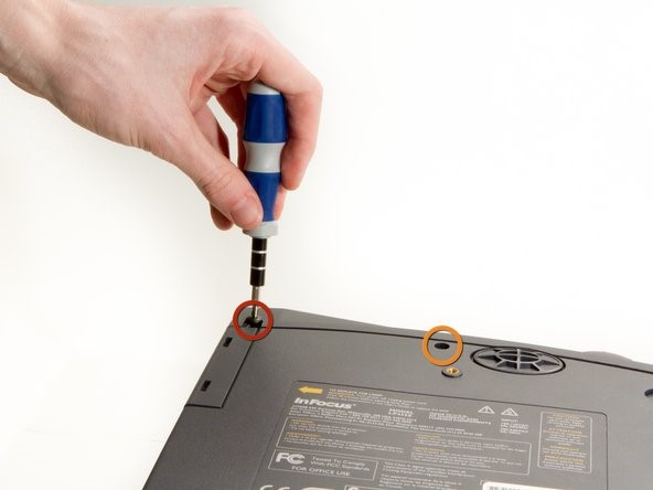 تعویض منبع تغذیه پروژکتور