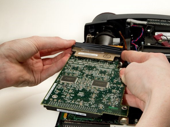 تعویض منبع تغذیه پروژکتور