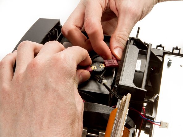 جداسازی کابل های منبع تغذیه لامپ