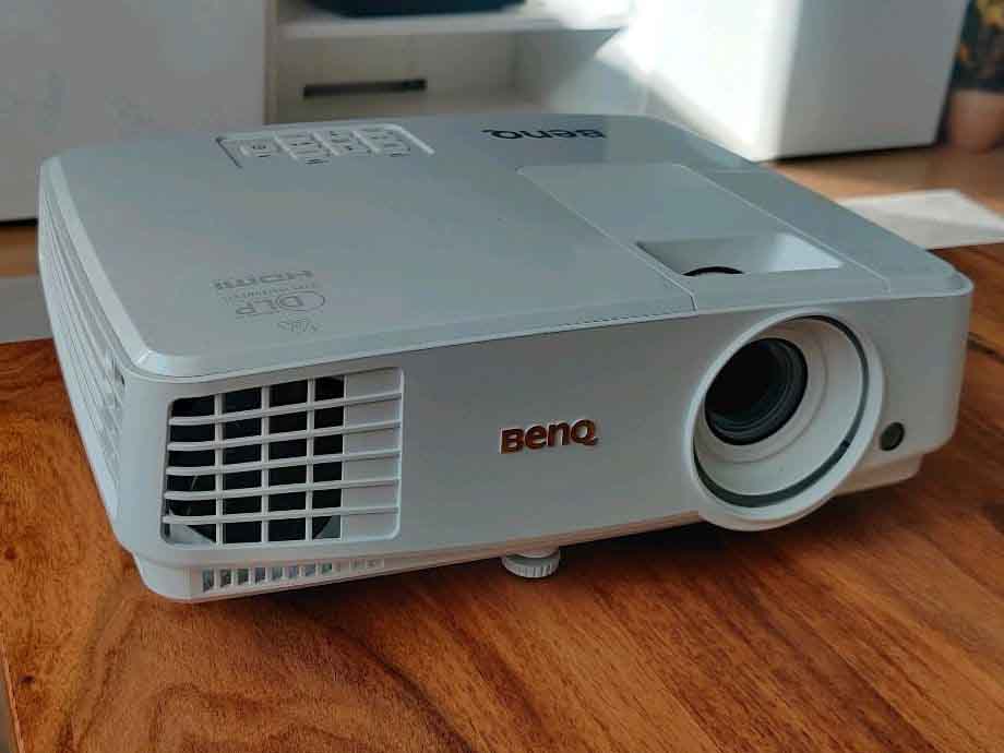 تعویض فن پروژکتور